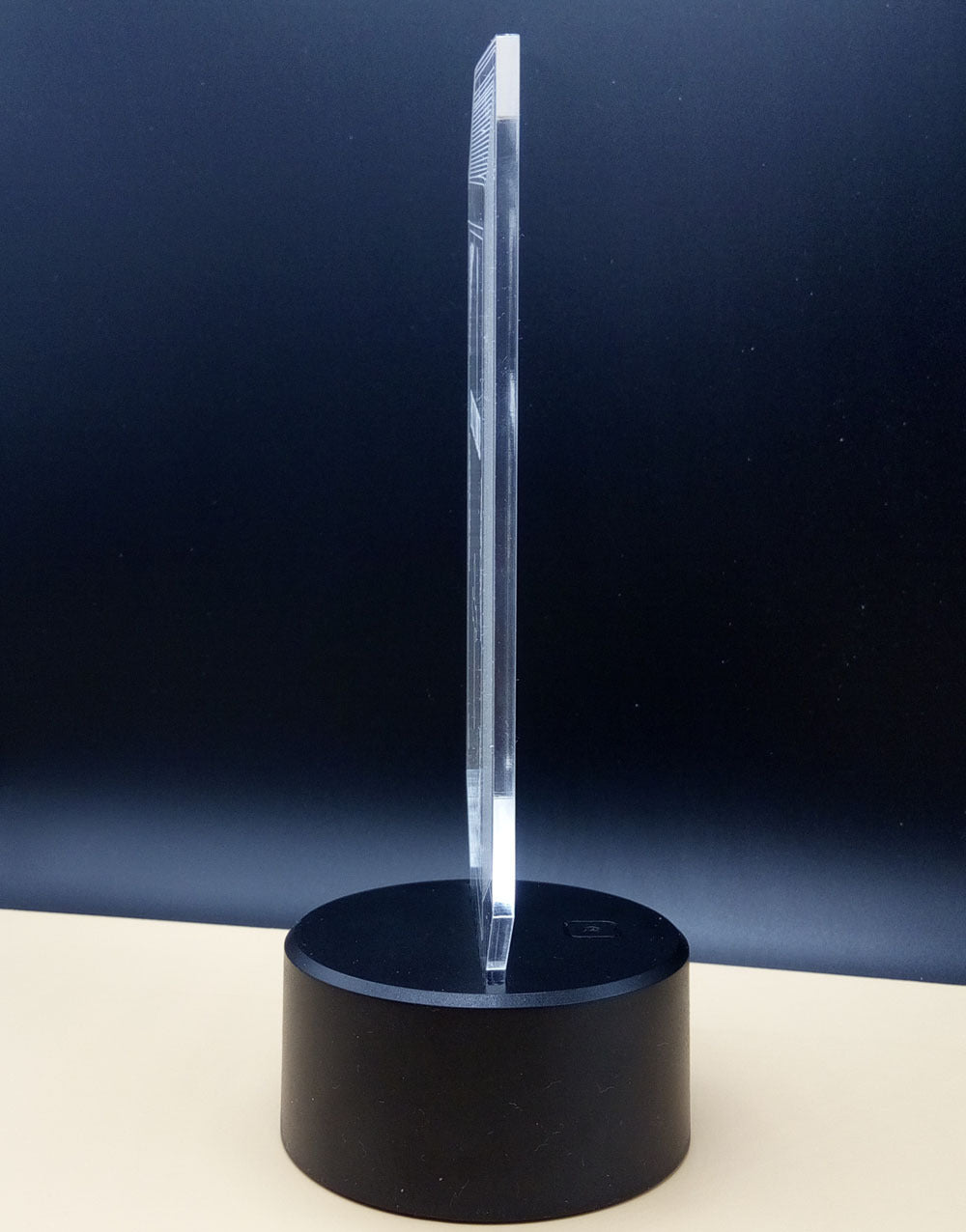 3D Optical Table Lamp